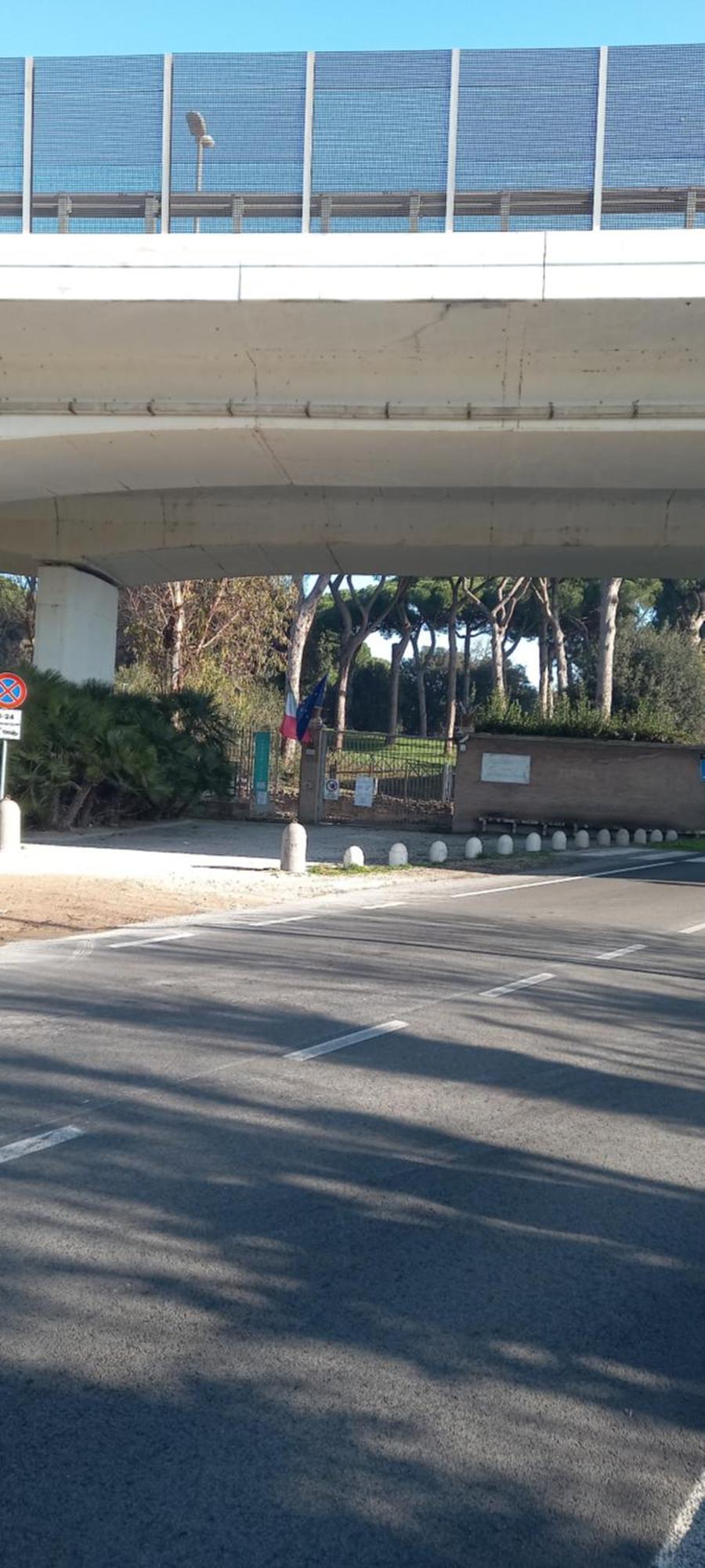 A La Vue Chambre Bagno Condiviso Shared Both2Piano No Lift No Navetta A Pagamento Aria Condizionata Ed Extra Bed 3 Minuti A Piedi Da Bus Per Fiera Di Roma Fiumicino Chambre photo